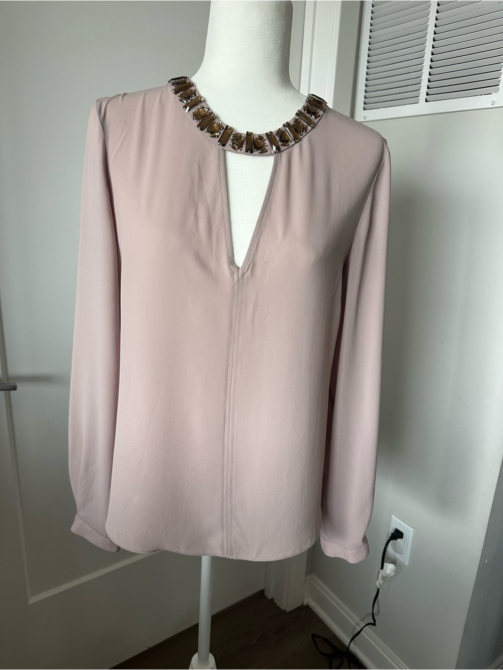 BCBGMaxAzria S blouse top Dusty Blush Jewel-Neck Long Sleeve Blouse